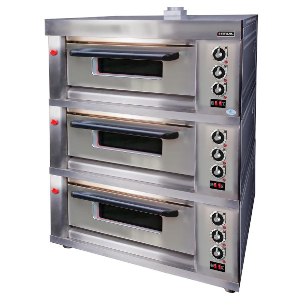 TRIPLE DECK OVEN 2 TRAYS PER DECK